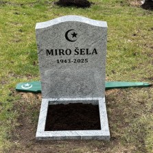gravstenar märsta