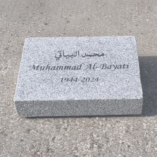 liggande gravstenar