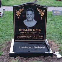 Gravsten LS10 ( 70x85x10 CM ) (BxHxD)